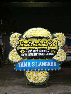 Papan Bunga Duka di Ubrug